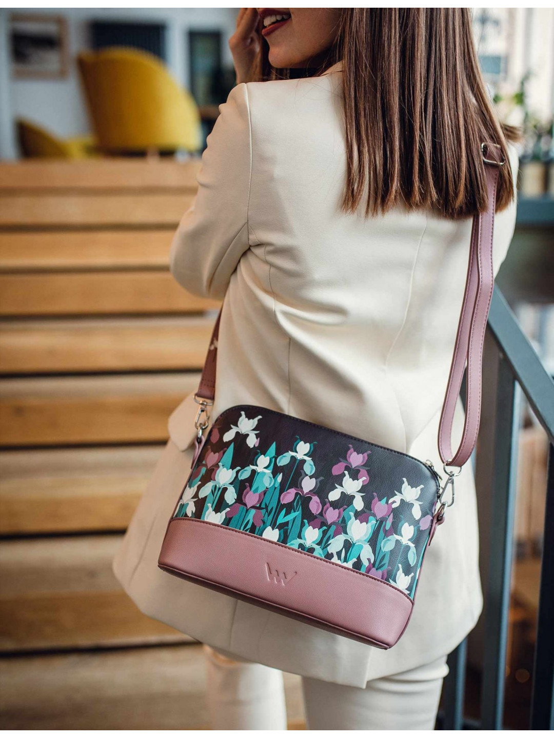 Dámská koženková crossbody VUCH Iris handbag růžová